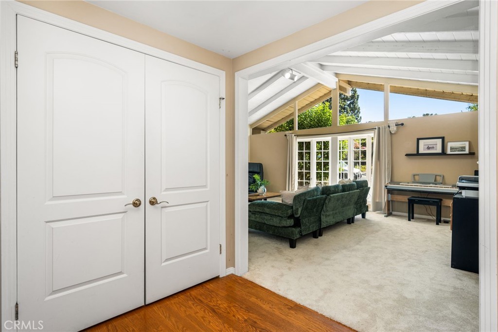 10381 Brightwood, North Tustin CA 92705 - photo 11