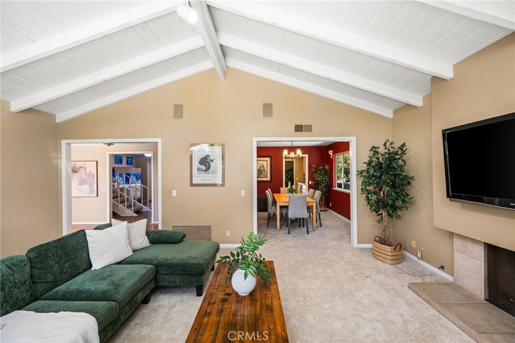 10381 Brightwood, North Tustin CA 92705 - photo 15