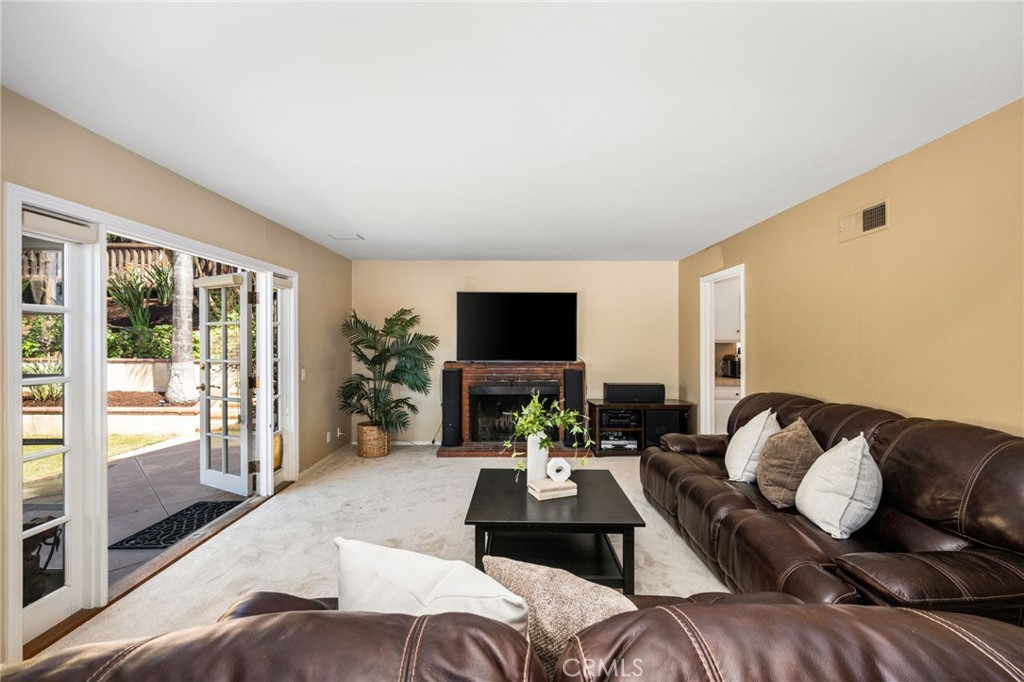 10381 Brightwood, North Tustin CA 92705 - photo 26
