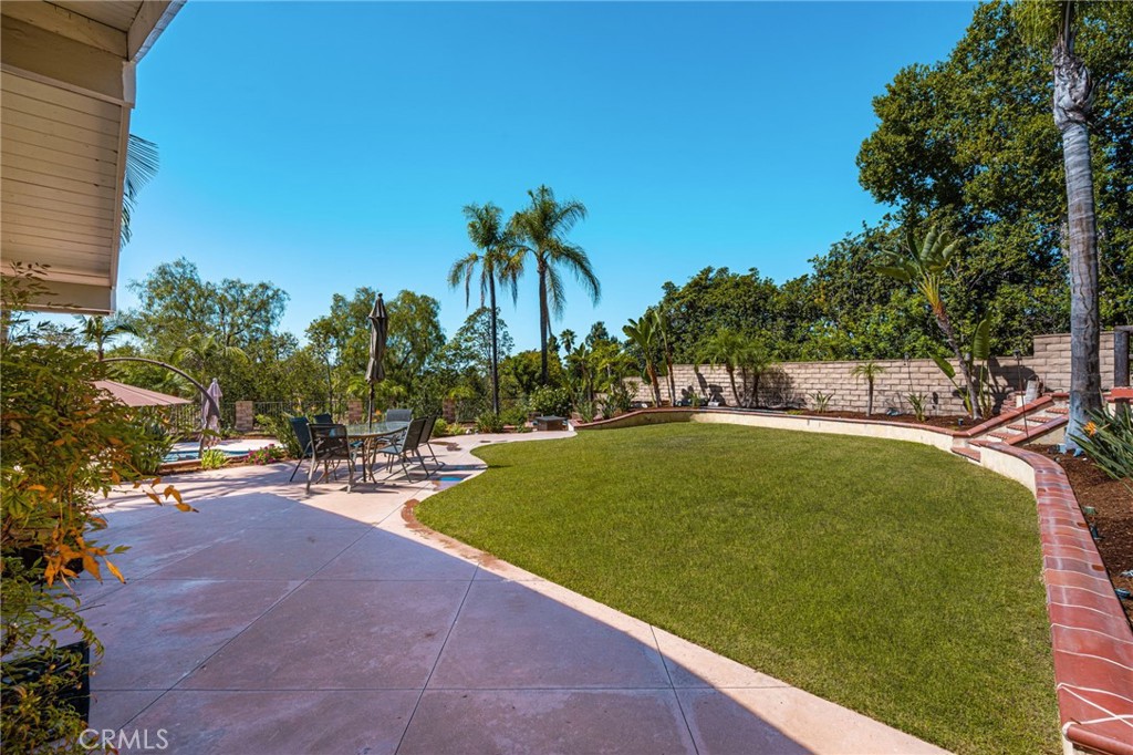 10381 Brightwood, North Tustin CA 92705 - photo 28
