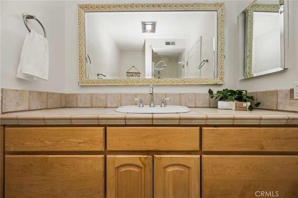 10381 Brightwood, North Tustin CA 92705 - photo 44