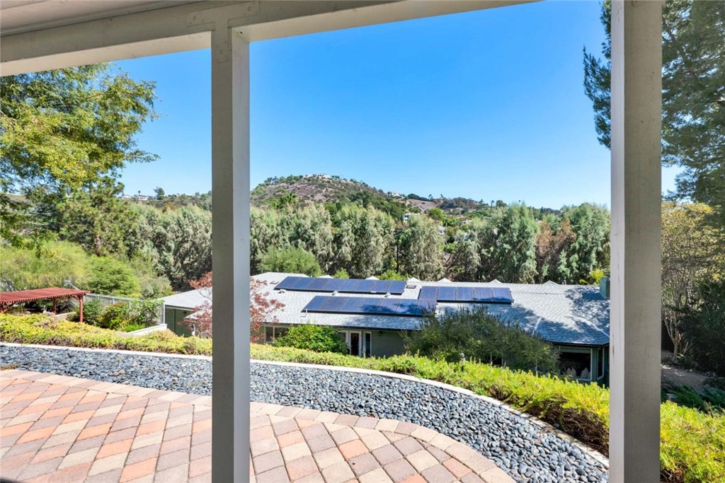 10741 Crawford Canyon Road, North Tustin CA 92705 - photo 19