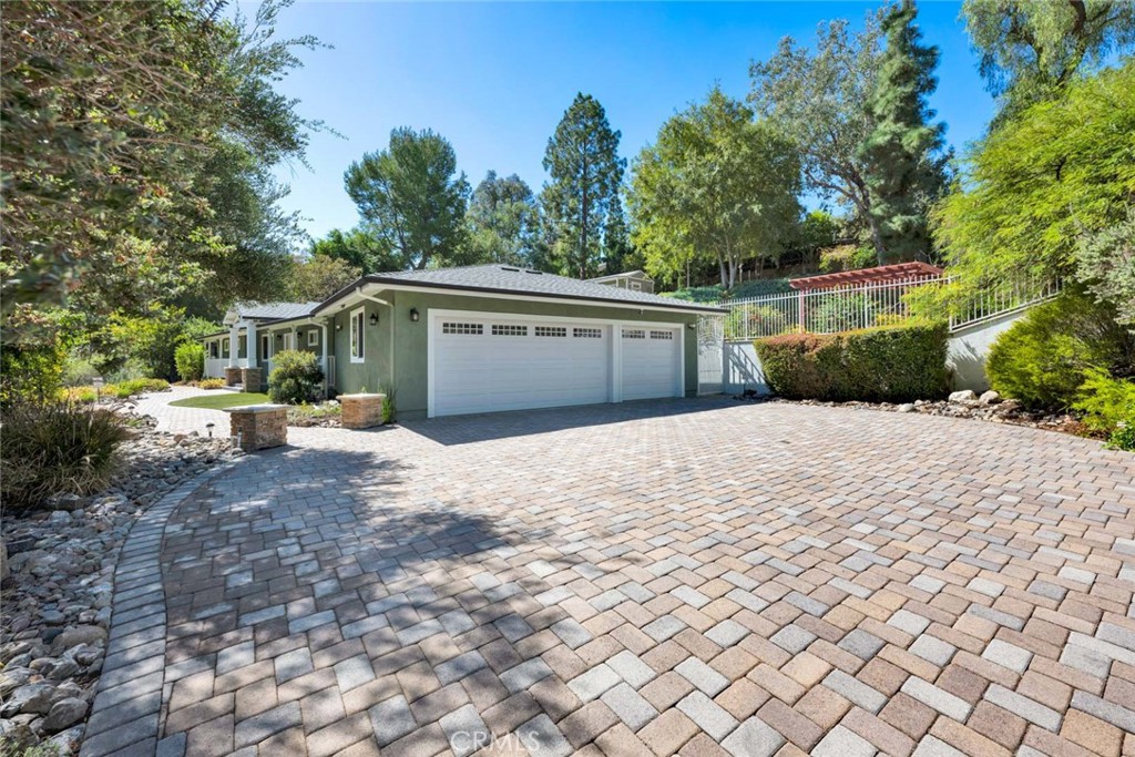 10741 Crawford Canyon Road, North Tustin CA 92705 - photo 24