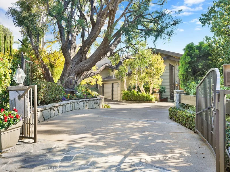 10841 Hideaway, North Tustin, CA 92705