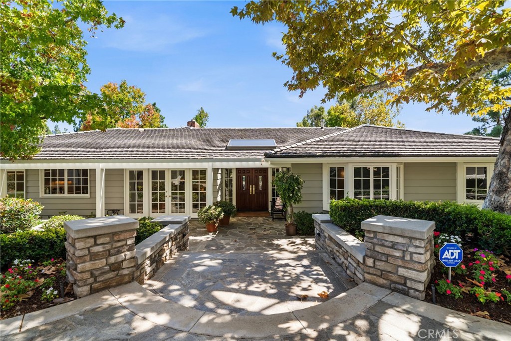 First time on the market! - 10982 Bent Tree Road, North Tustin CA 92705 - photo 4
