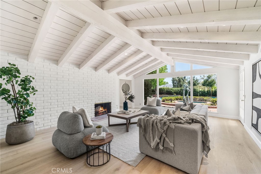 10982 Bent Tree Road, North Tustin CA 92705 - photo 7