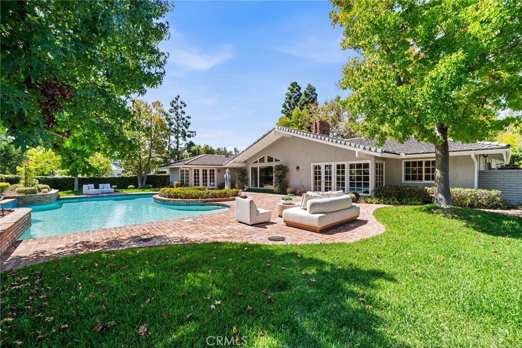 Backyard design by Rogers Gardens - 10982 Bent Tree Road, North Tustin CA 92705 - photo 13