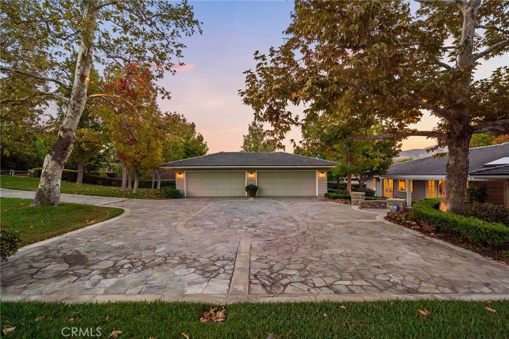 4 car garage - 10982 Bent Tree Road, North Tustin CA 92705 - photo 33