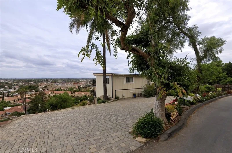 12221 Circula Panorama, North Tustin, CA 92705
