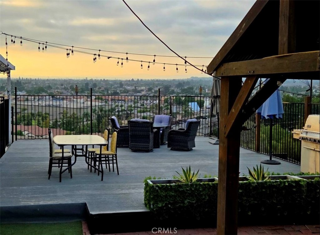 12221 Circula Panorama, North Tustin CA 92705 - photo 2