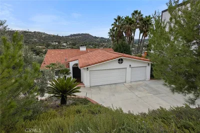 12571 Circula Panorama, North Tustin
