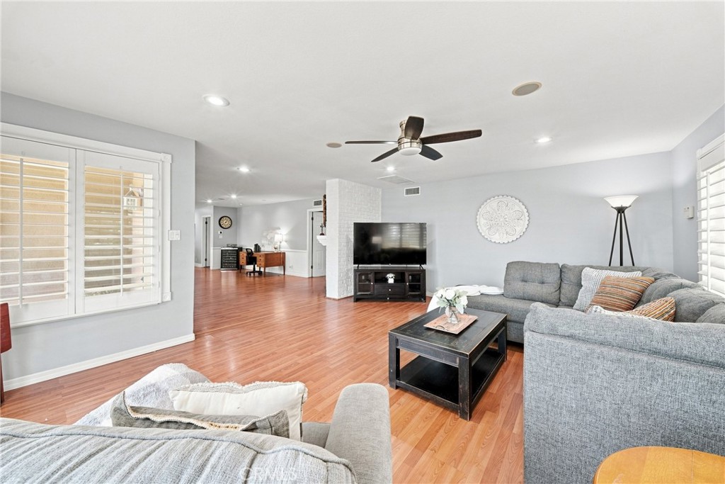 Living Room - 12591 Vista Panorama, North Tustin CA 92705 - photo 6