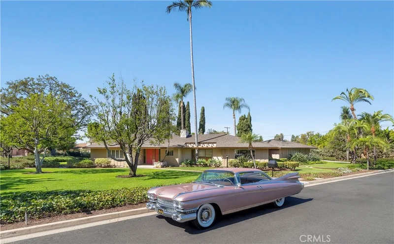 1302 Risa, North Tustin, CA 92705