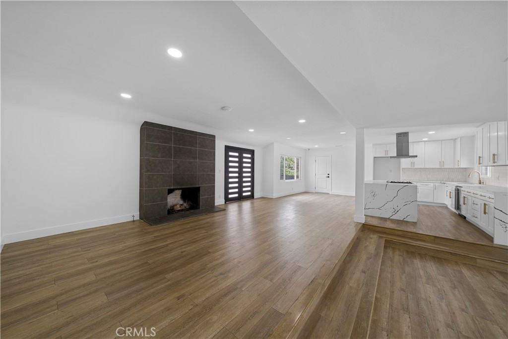 13081 Prospect Avenue, North Tustin CA 92705 - photo 3