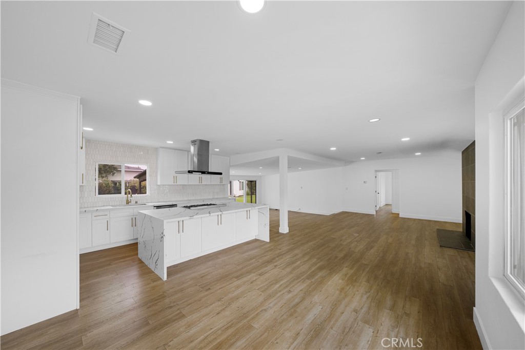 13081 Prospect Avenue, North Tustin CA 92705 - photo 10