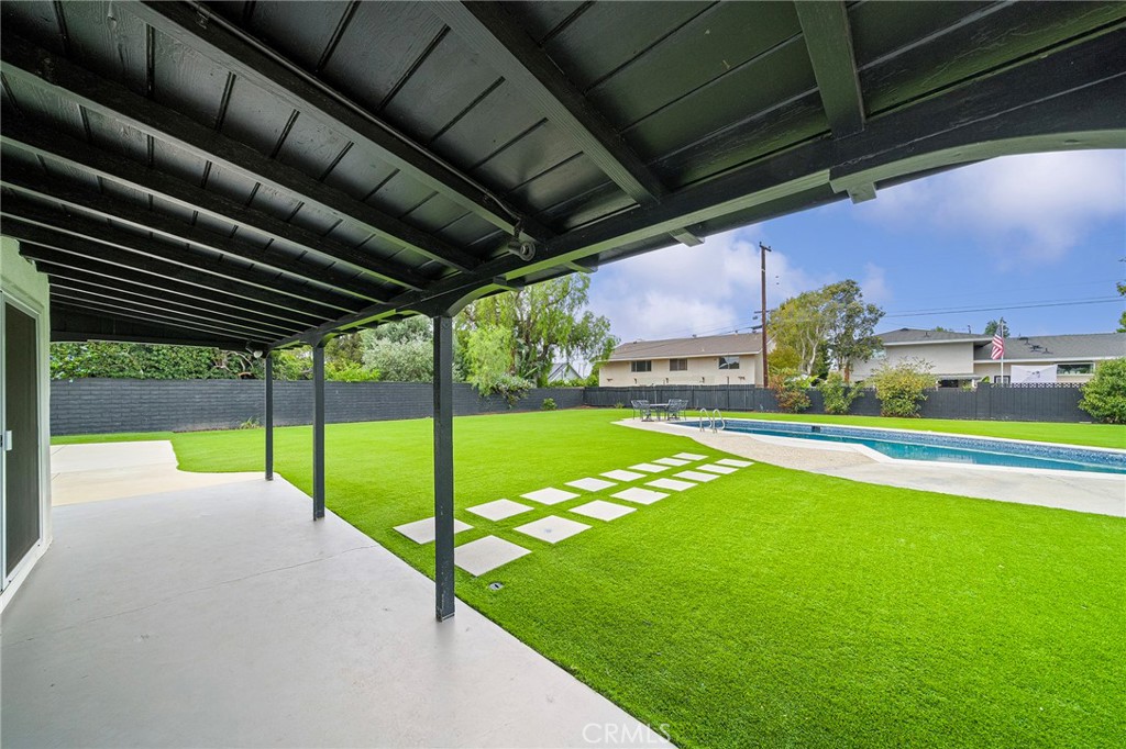 13081 Prospect Avenue, North Tustin CA 92705 - photo 22