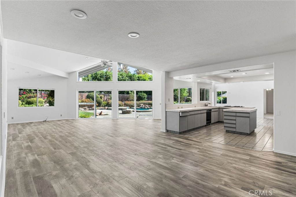 A blank slate ready for your personal touch. - 1321 El Finito Way, North Tustin CA 92705 - photo 6