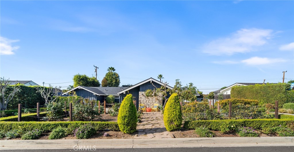 13231 Sandhurst Place, North Tustin CA 92705 - photo 1