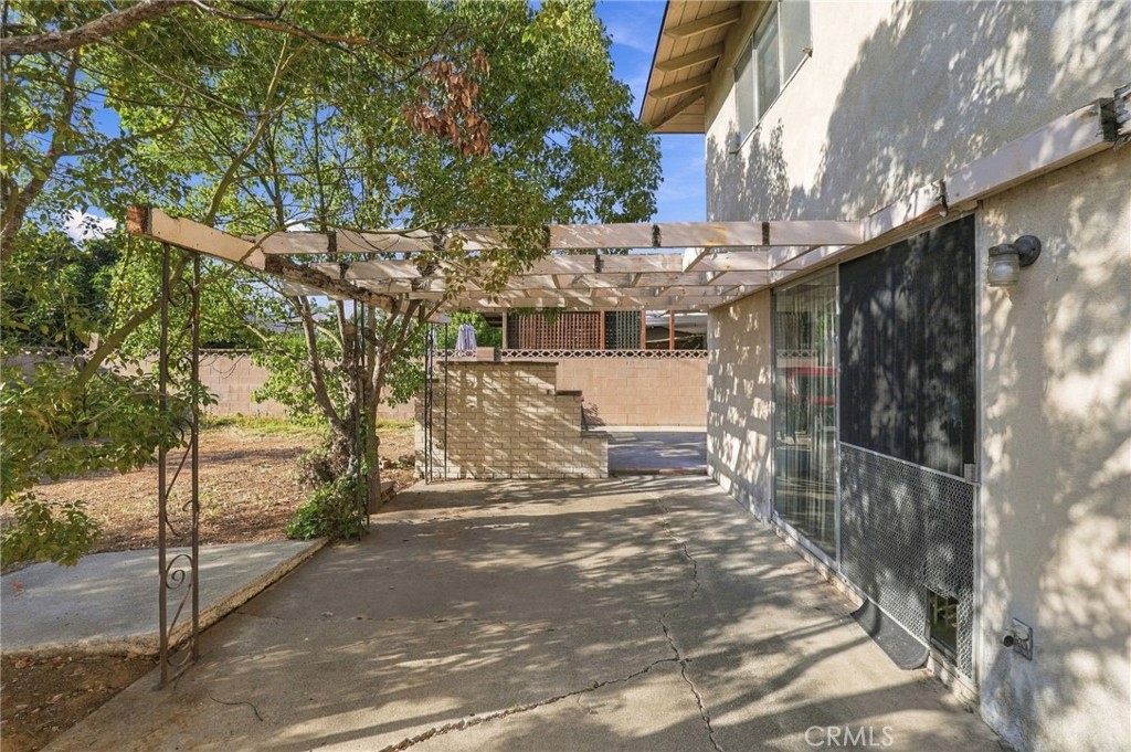 13311 Wheeler, North Tustin CA 92705 - photo 8