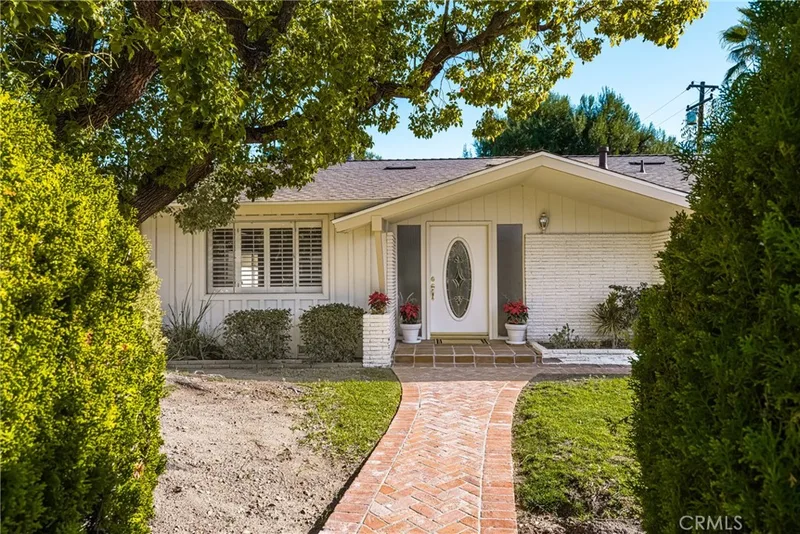 13382 Mount Hood Drive, North Tustin, CA 92705