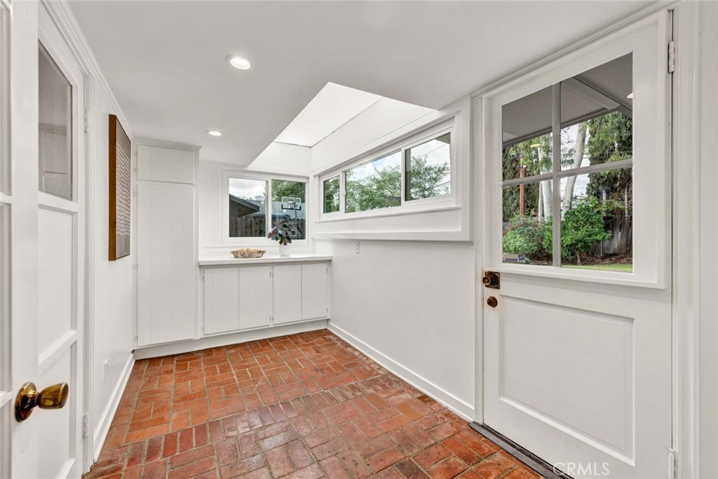 13402 Eton Place, North Tustin CA 92705 - photo 11