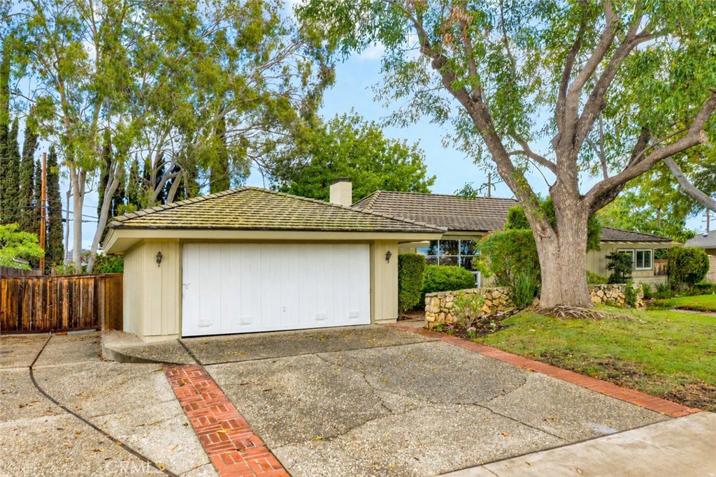 13402 Eton Place, North Tustin CA 92705 - photo 24