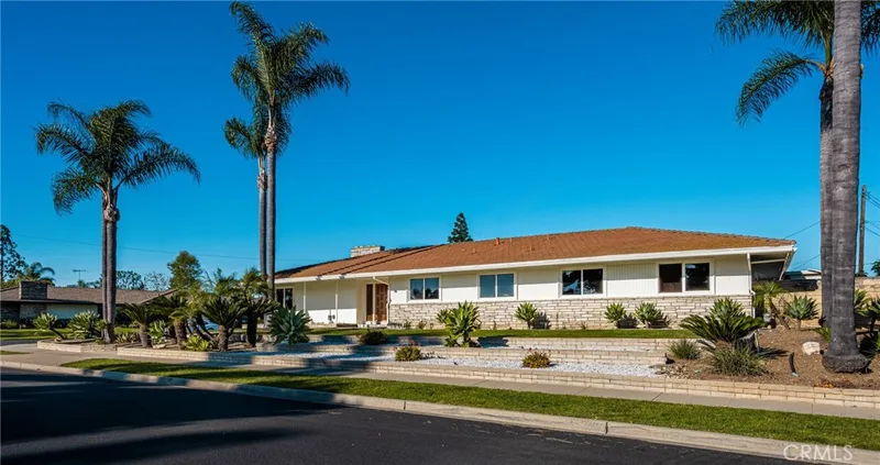 13614 Dall Lane, North Tustin, CA 92705