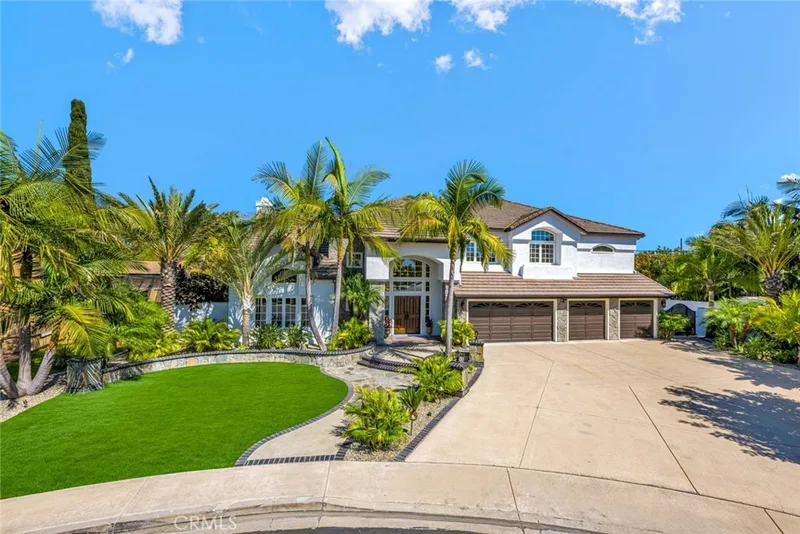 13671 Belle Rive, North Tustin