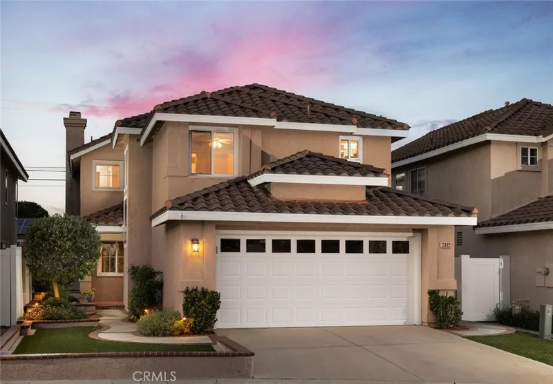 13882 Berrington Court, North Tustin, CA 92705
