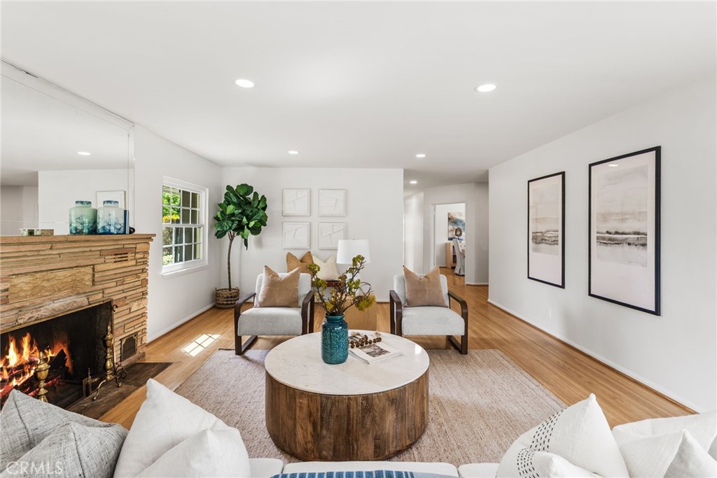 14021 Livingston Street, North Tustin CA 92780 - photo 4