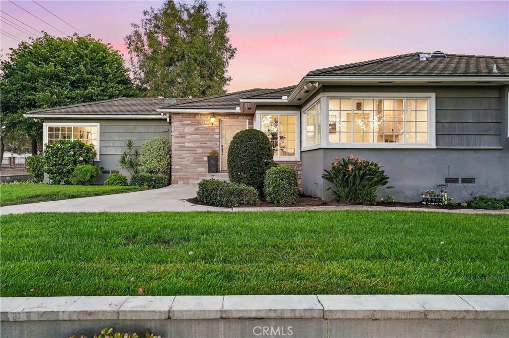 14021 Livingston Street, North Tustin CA 92780 - photo 31