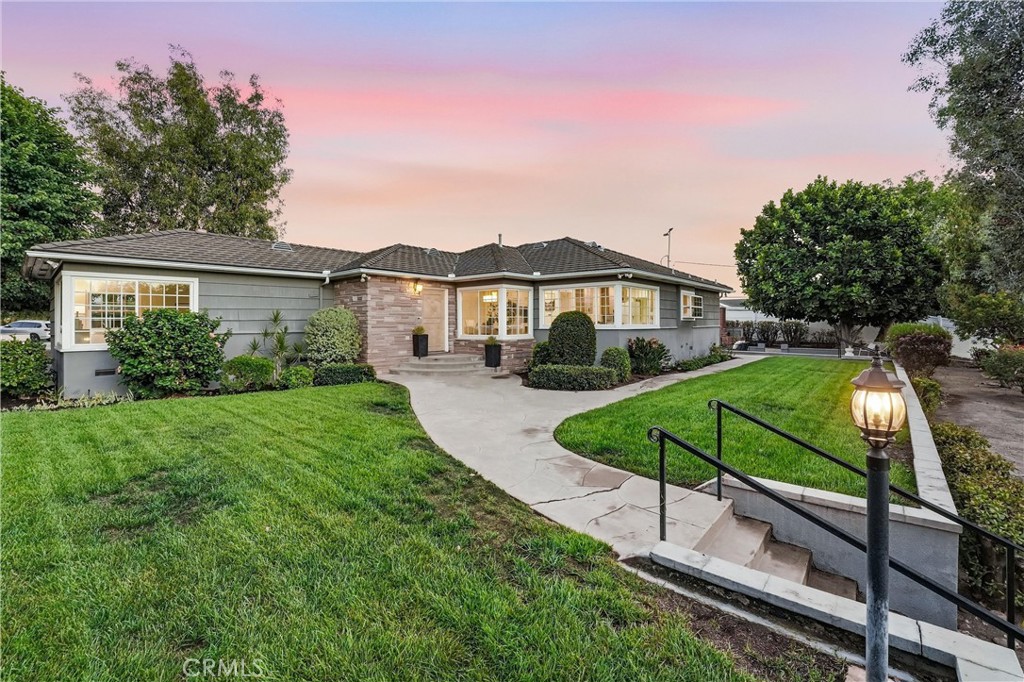 14021 Livingston Street, North Tustin CA 92780 - photo 33