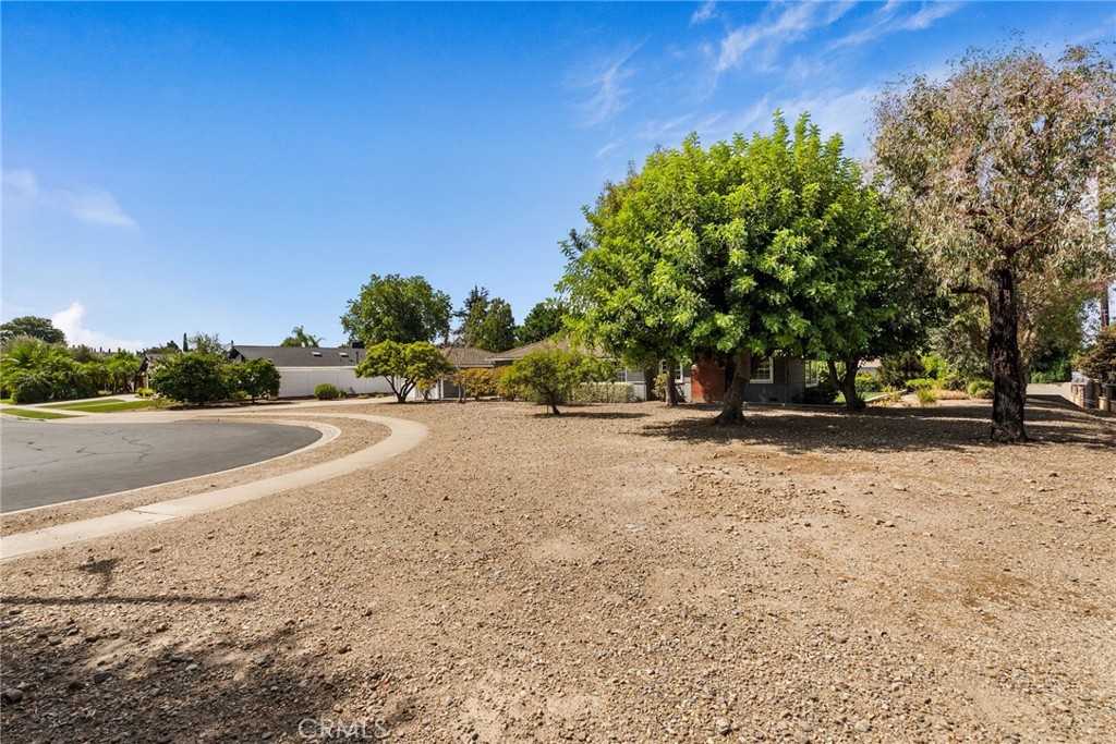 14021 Livingston Street, North Tustin CA 92780 - photo 37