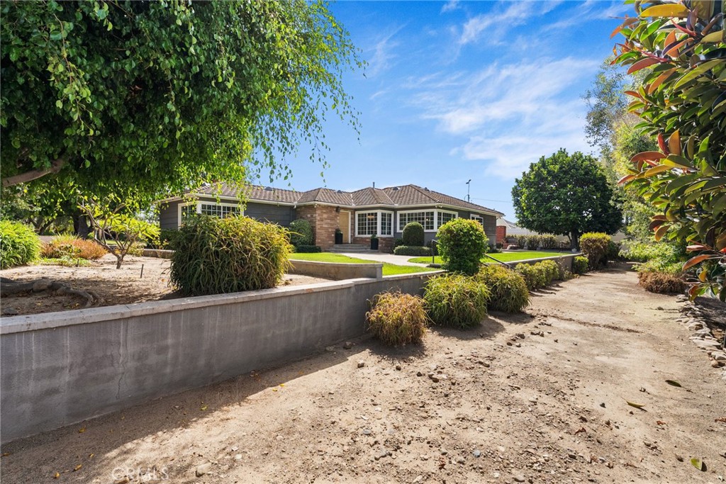 14021 Livingston Street, North Tustin CA 92780 - photo 46