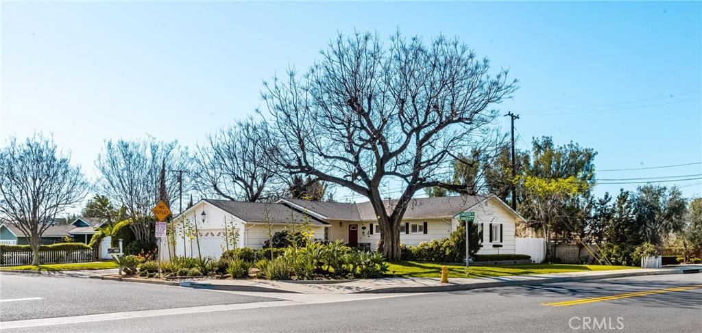 14201 Cameron, North Tustin CA 92705 - photo 1
