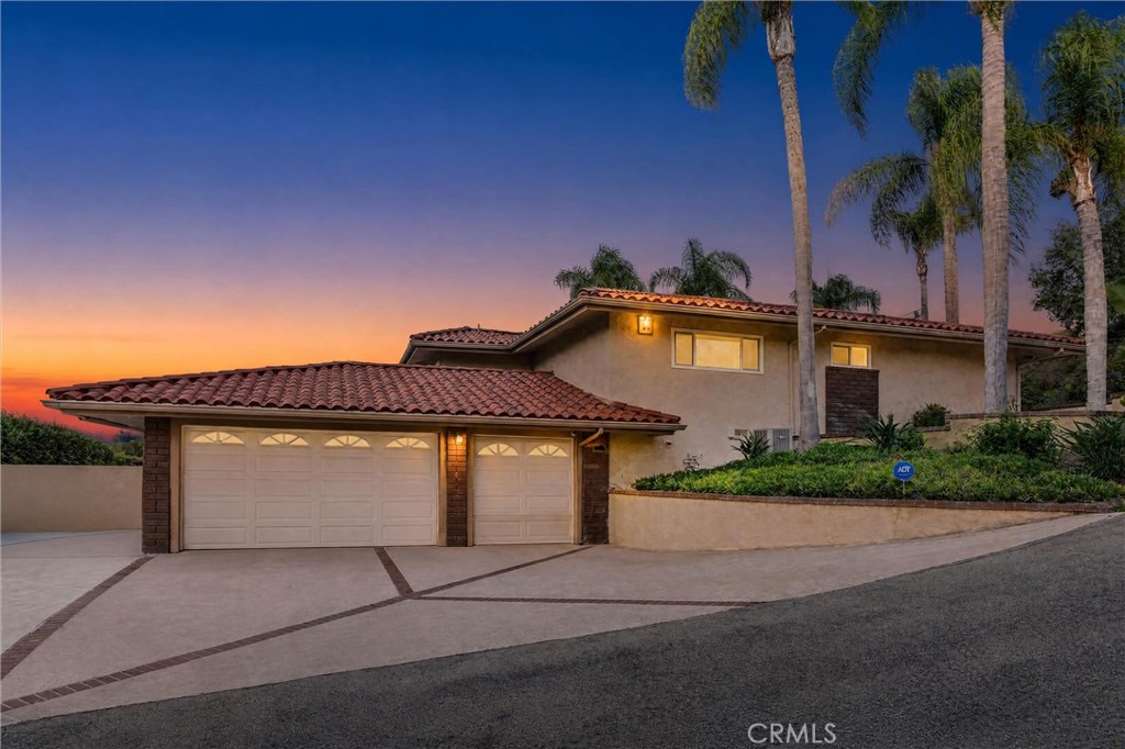 18958 Fowler Avenue, North Tustin CA 92705 - photo 2
