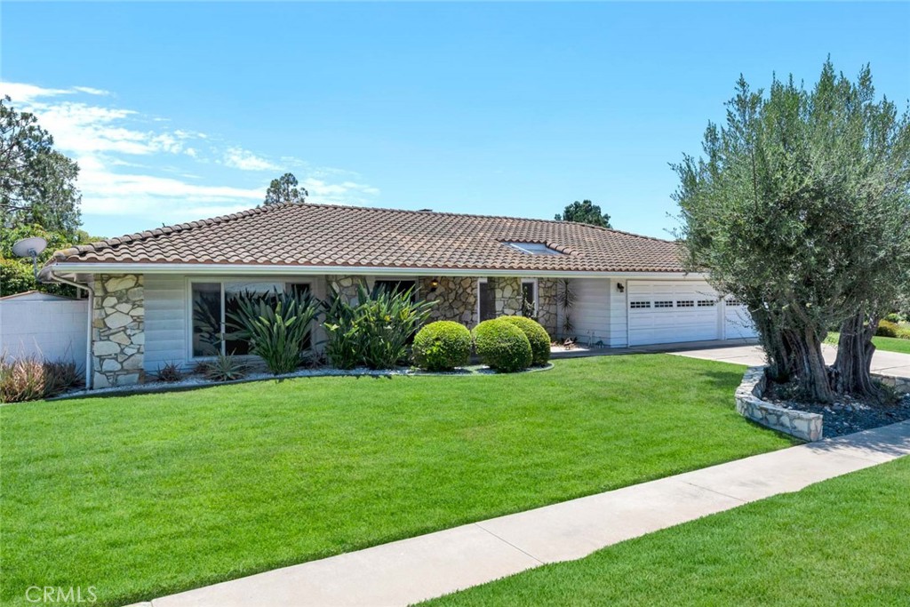 19002 Chadbourne Lane, North Tustin CA 92705 - photo 1