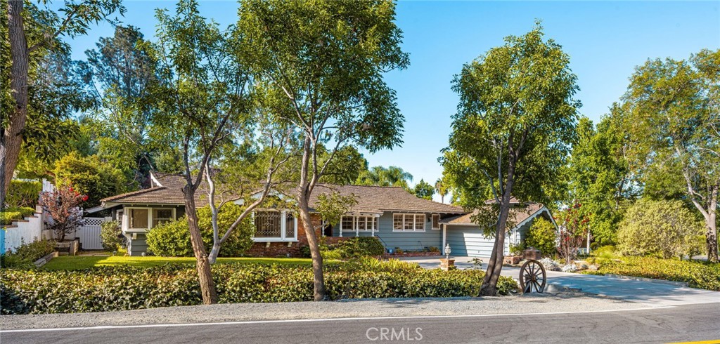 19142 Barrett Lane, North Tustin CA 92705 - photo 1