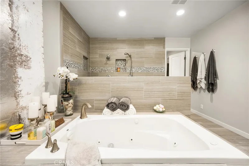 19301 Maynard Way, North Tustin, CA 92705
