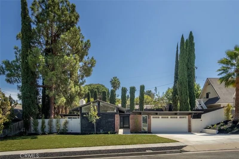 19322 Saylor Terrace, North Tustin, CA 92705
