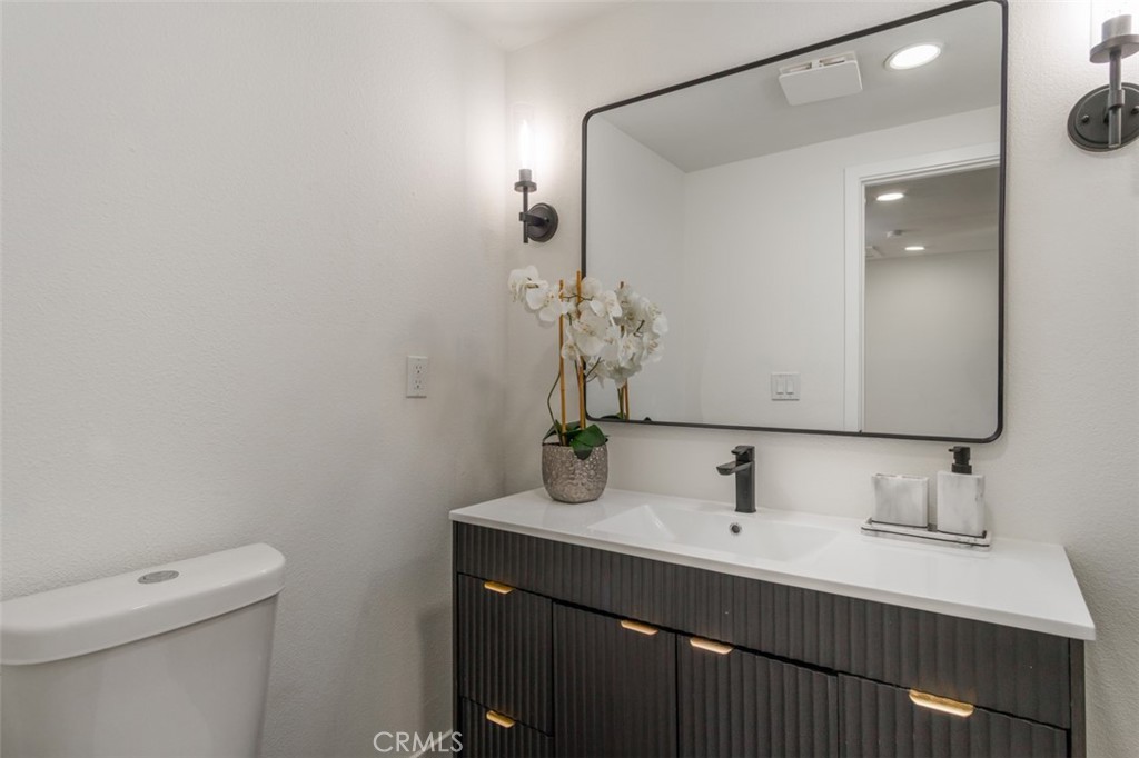 19322 Saylor Terrace, North Tustin CA 92705 - photo 22