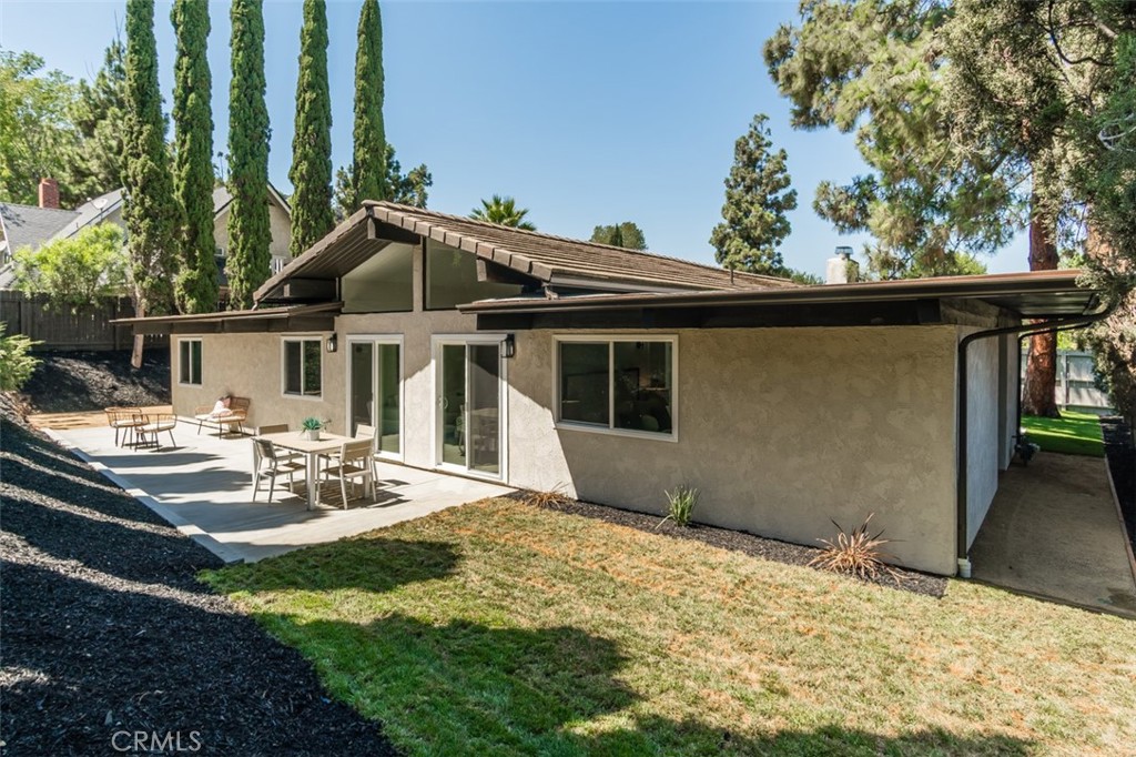 19322 Saylor Terrace, North Tustin CA 92705 - photo 27