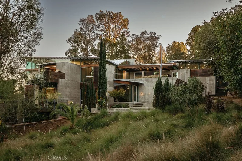2231 Foothill Boulevard, North Tustin