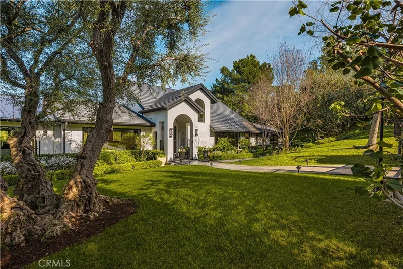9821 Brentwood Drive, North Tustin, CA 92705