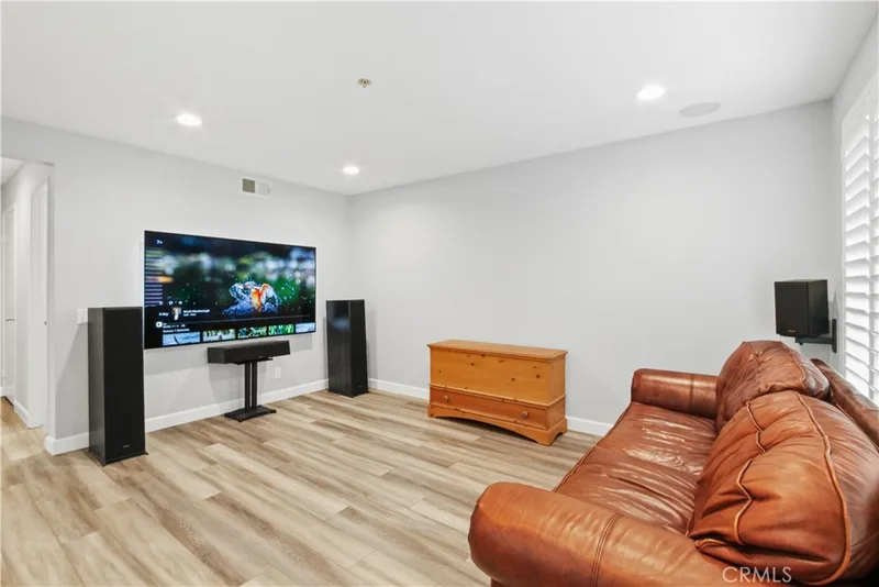 101 S Cross Creek Road F, Orange, CA 92869