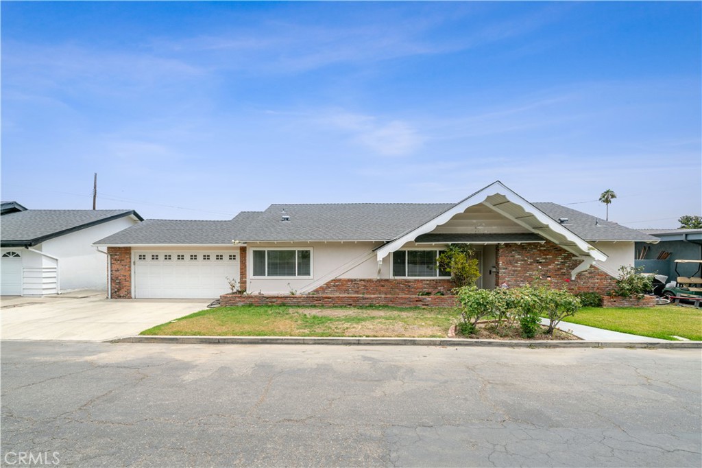1019 E Walnut Avenue, Orange CA 92867 - photo 1