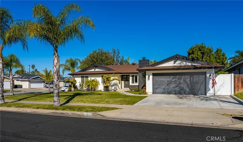 1021 E Del Mar Avenue, Orange, CA 92865