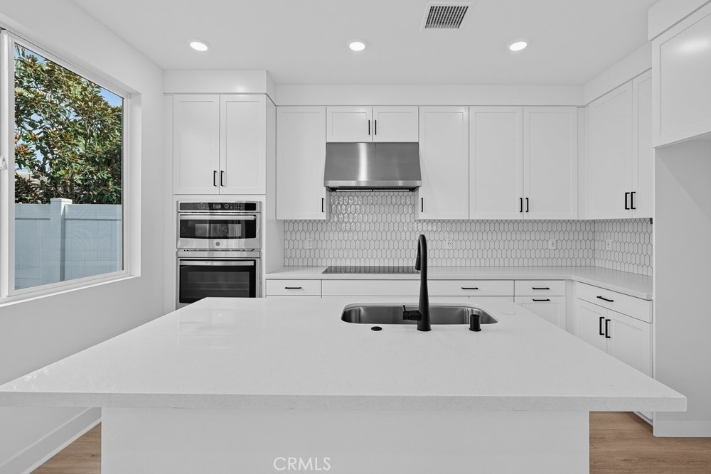1021 E. Overlook Drive ~ Ready Now - 1021 E Overlook Drive, Orange CA 92867 - photo 7