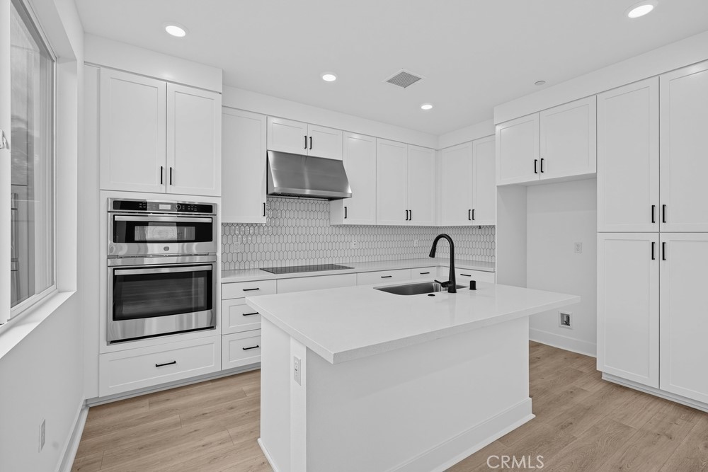 1021 E. Overlook Drive ~ Ready Now - 1021 E Overlook Drive, Orange CA 92867 - photo 8