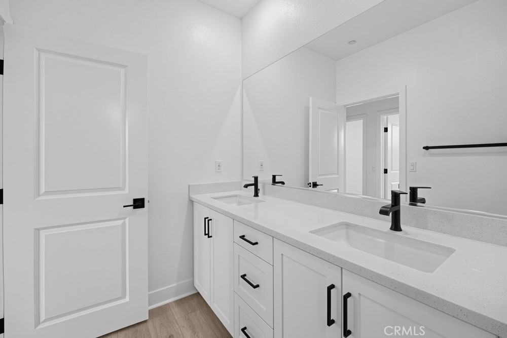 1021 E. Overlook Drive ~ Ready Now - 1021 E Overlook Drive, Orange CA 92867 - photo 28